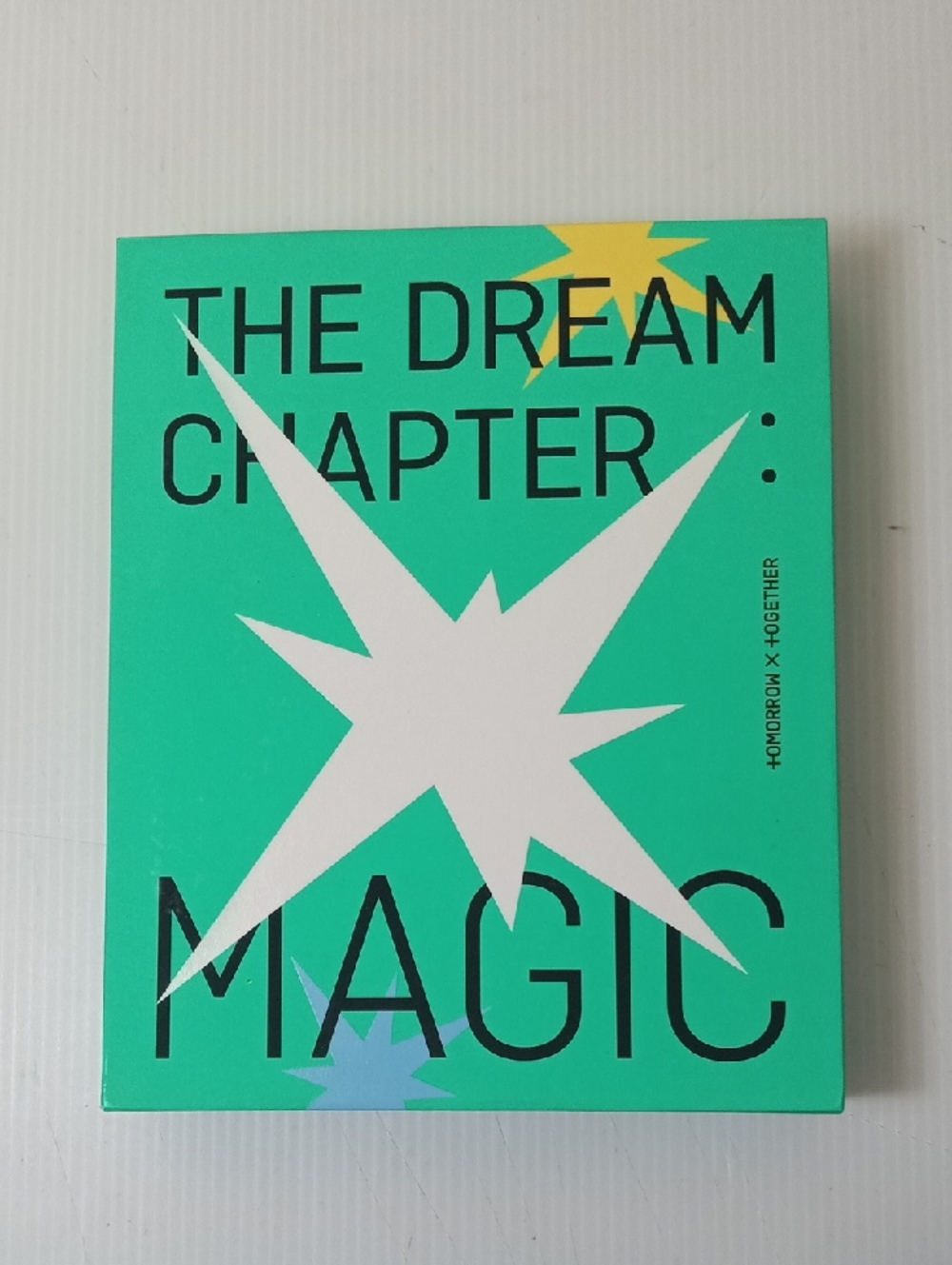 The Dream Chapter: MAGIC - Bright Green Album Cover